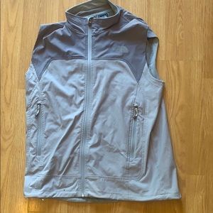 Men’s north face vest